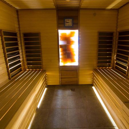 Wellness & Spa Hotel Certov Exterior foto