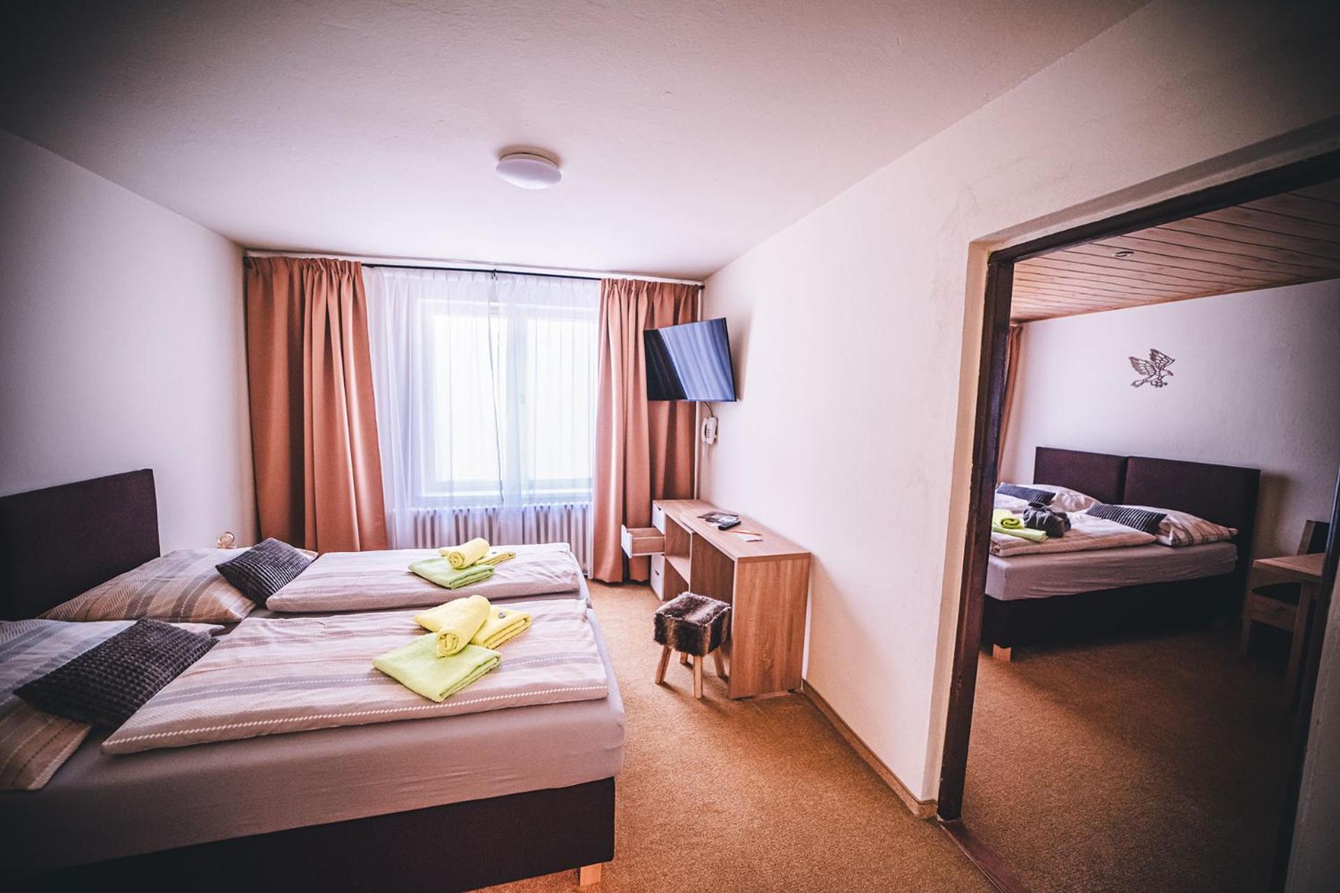 Wellness & Spa Hotel Certov Exterior foto